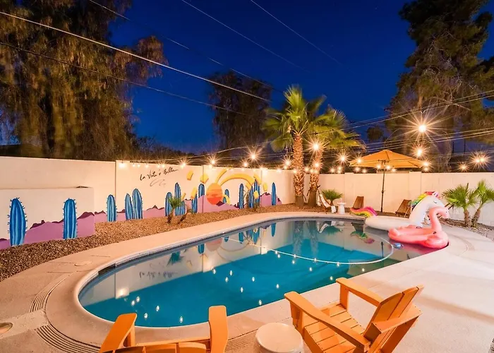 5 Mins Old Town!heated Pool!minigolf!bbq!firepit *