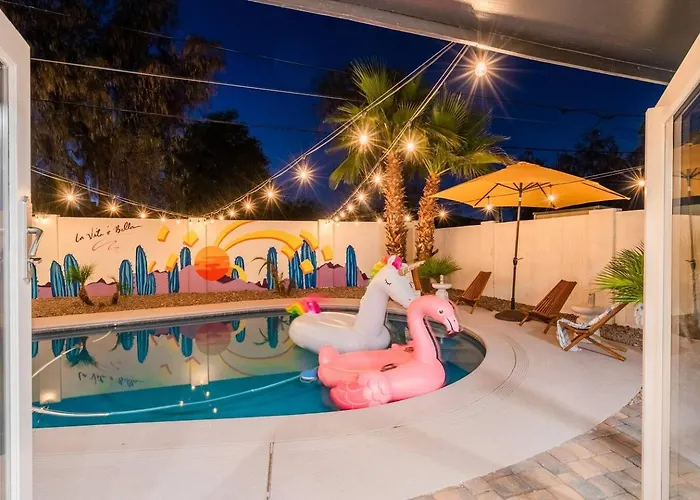 5 Mins Old Town!heated Pool!minigolf!bbq!firepit